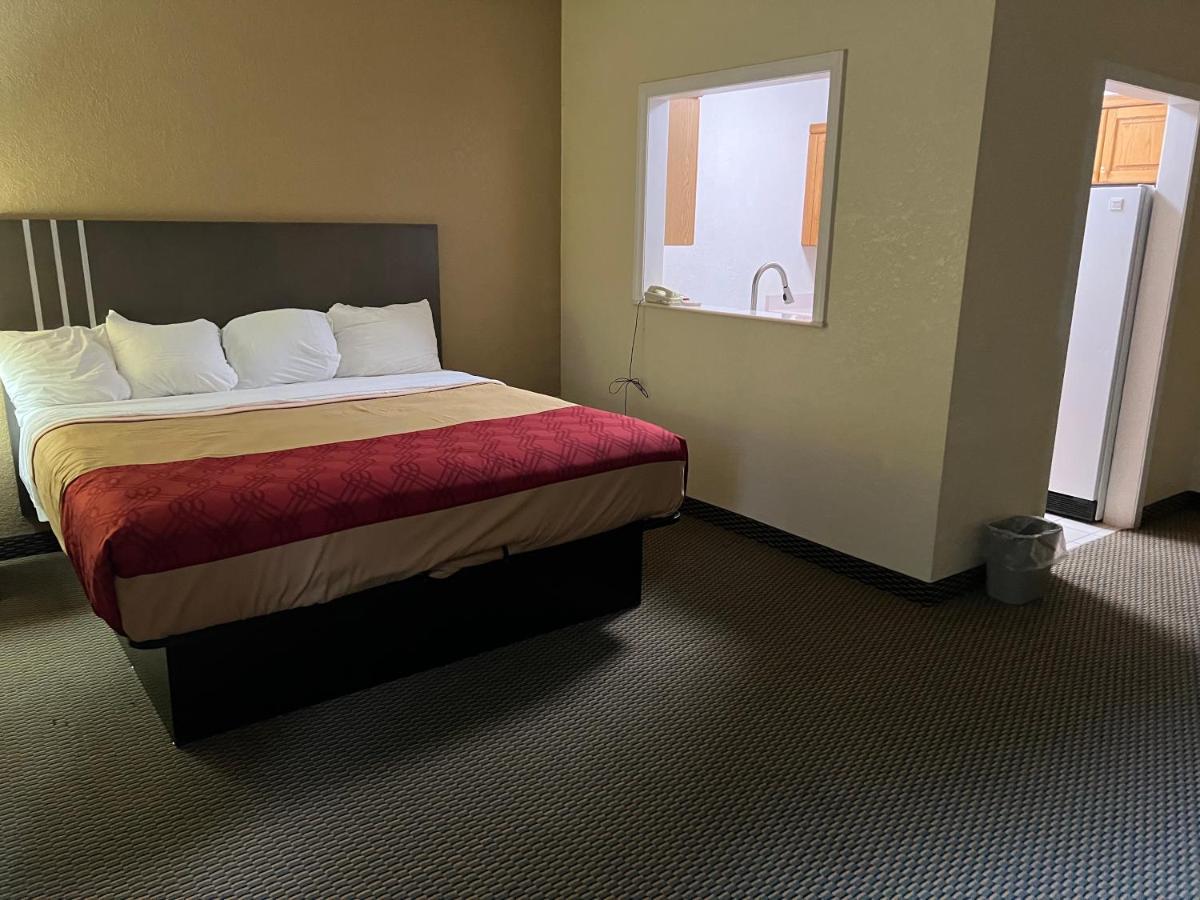 Express Inn & Suites Decatur المظهر الخارجي الصورة