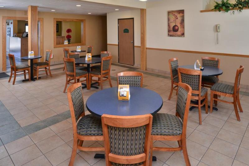 Express Inn & Suites Decatur المظهر الخارجي الصورة
