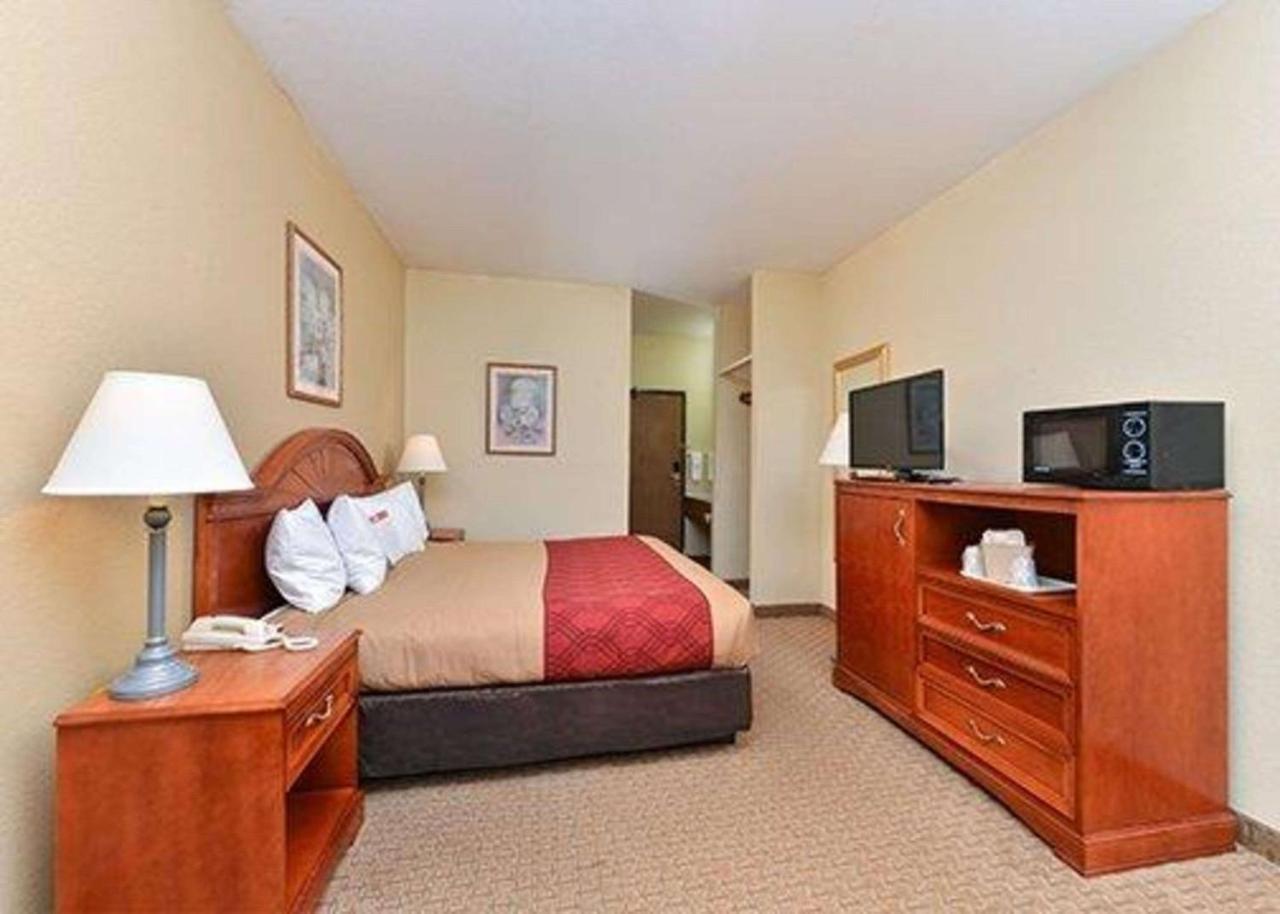 Express Inn & Suites Decatur المظهر الخارجي الصورة